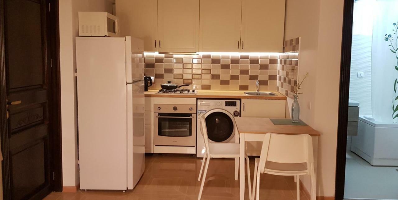 Cozy Studio In The City Centre Яссы Экстерьер фото